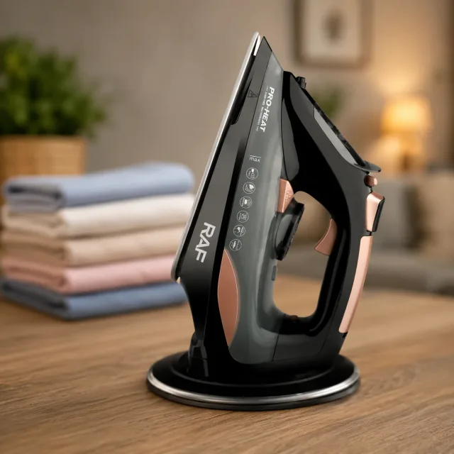 Праска RAF ELECTRIC STEAM IRON R.1388 Парова бездротова зарядна база,